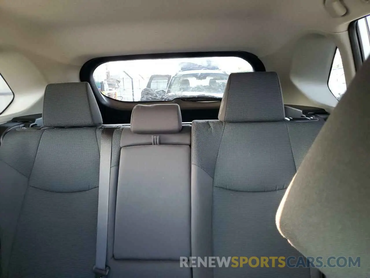 10 Photograph of a damaged car 4T3MWRFV2RU140907 TOYOTA RAV4 2024