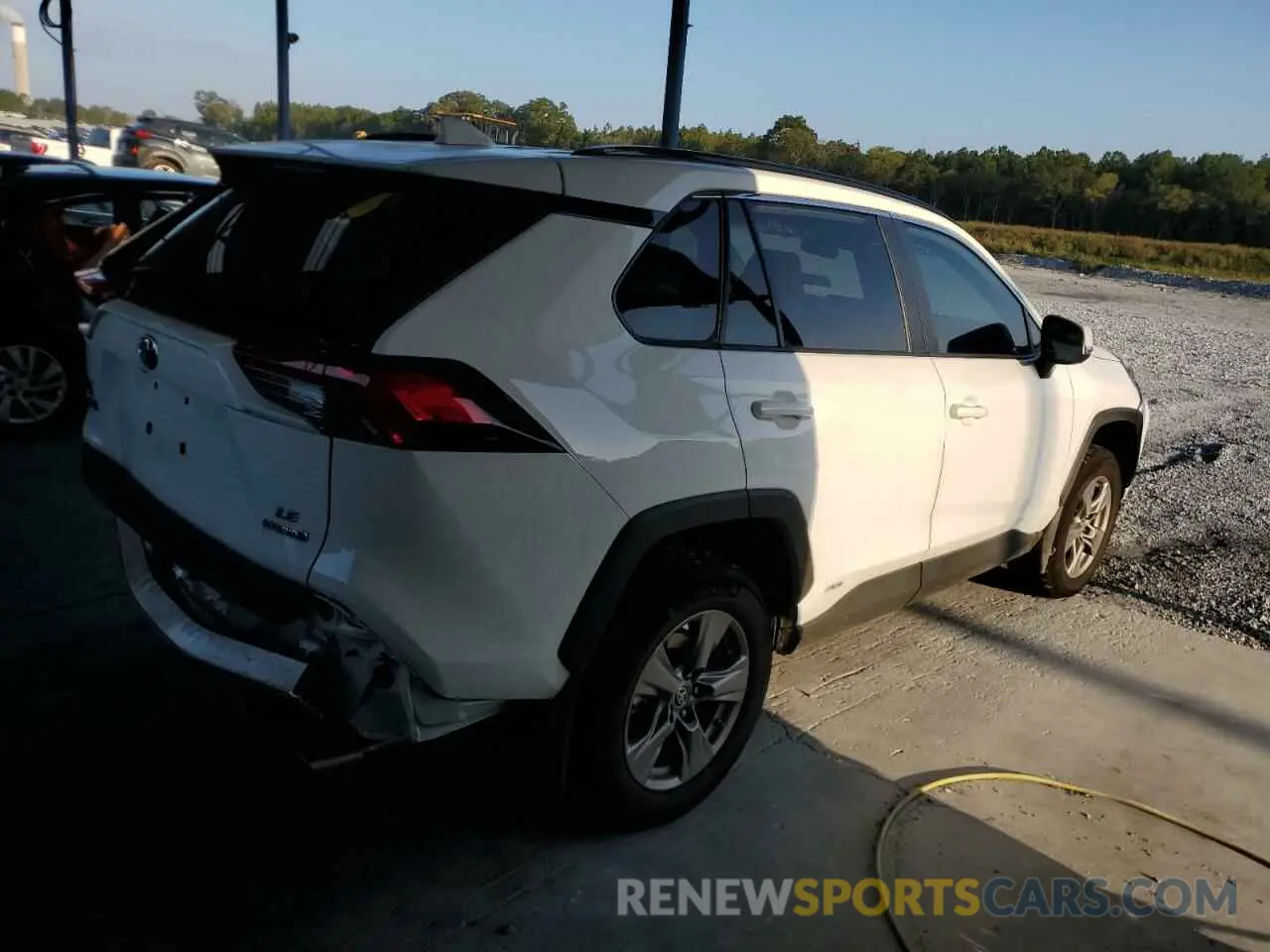 3 Photograph of a damaged car 4T3MWRFV2RU140907 TOYOTA RAV4 2024