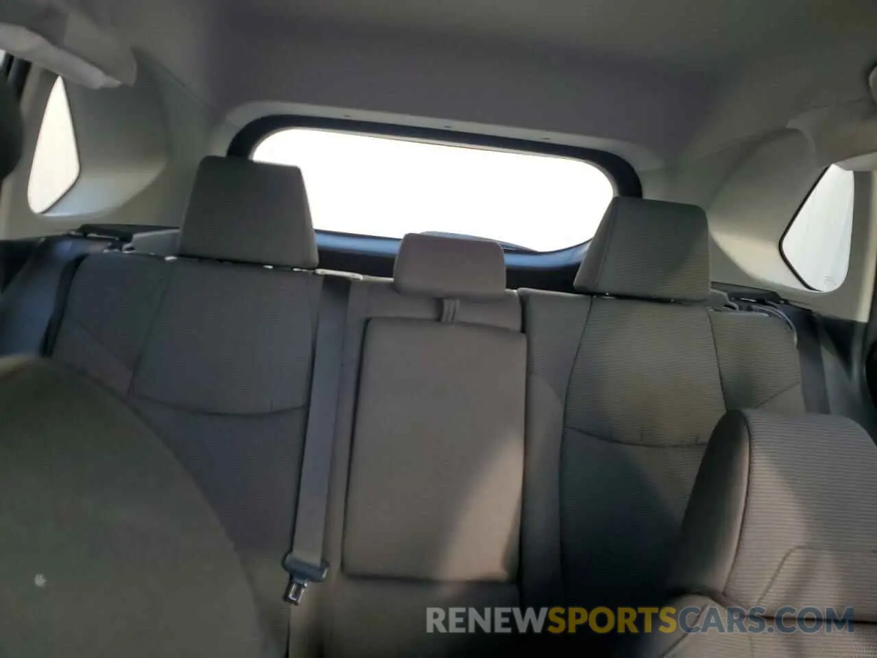 10 Фотография поврежденного автомобиля 4T3MWRFV3RU161054 TOYOTA RAV4 2024