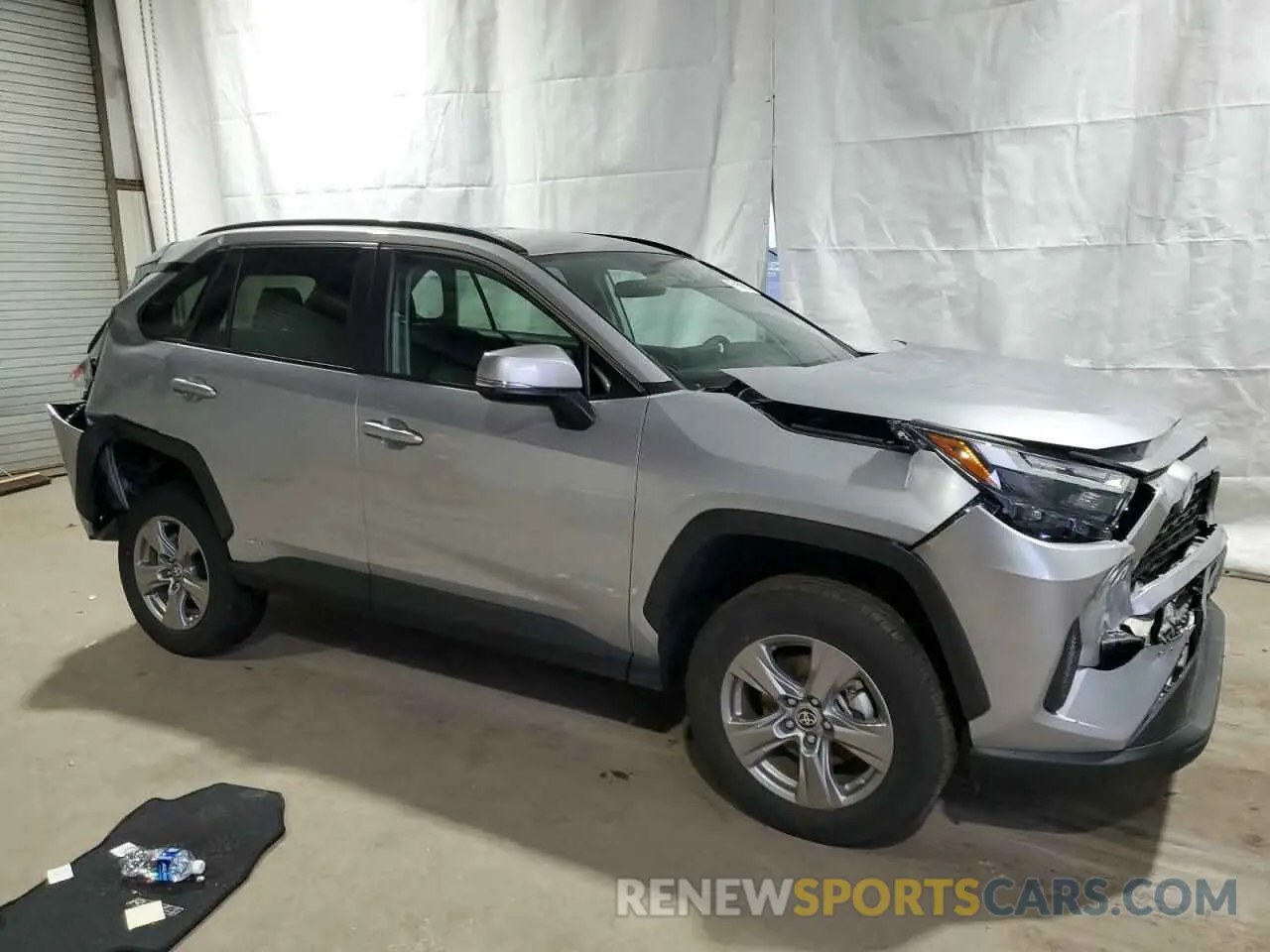 4 Photograph of a damaged car 4T3MWRFV7RU121916 TOYOTA RAV4 2024