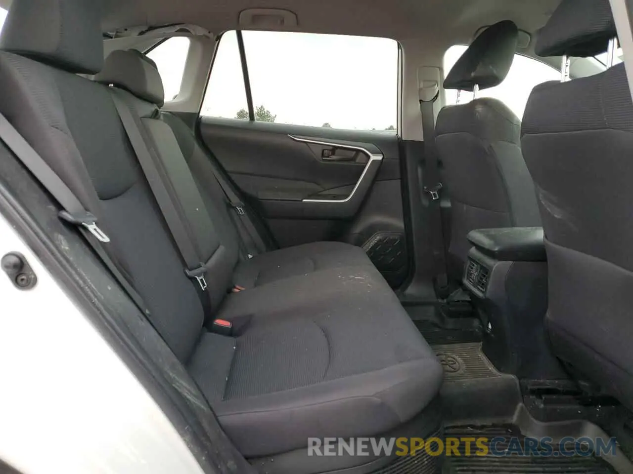 11 Фотография поврежденного автомобиля 4T3MWRFV8RU139809 TOYOTA RAV4 2024