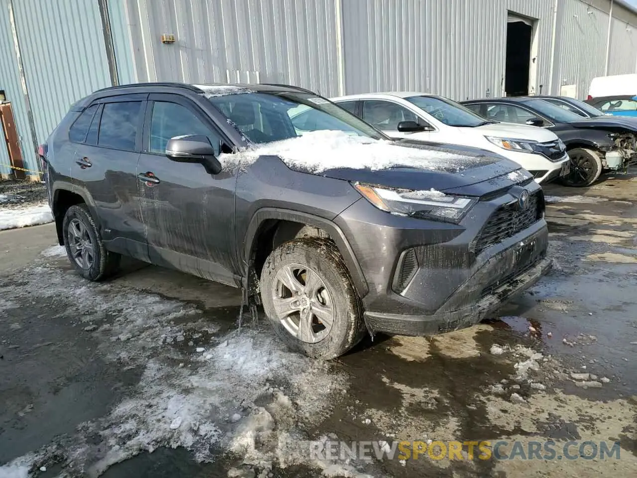4 Photograph of a damaged car 4T3MWRFVXRU125135 TOYOTA RAV4 2024
