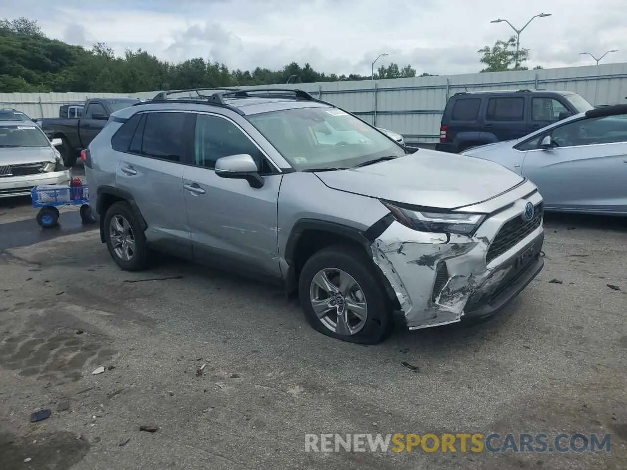 4 Photograph of a damaged car 4T3RWRFV0RU121407 TOYOTA RAV4 2024