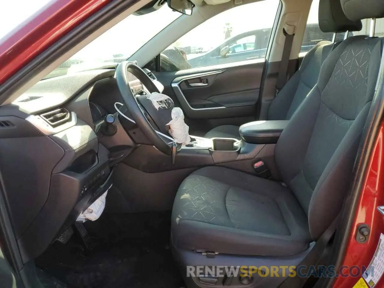 7 Photograph of a damaged car 4T3RWRFV0RU126011 TOYOTA RAV4 2024