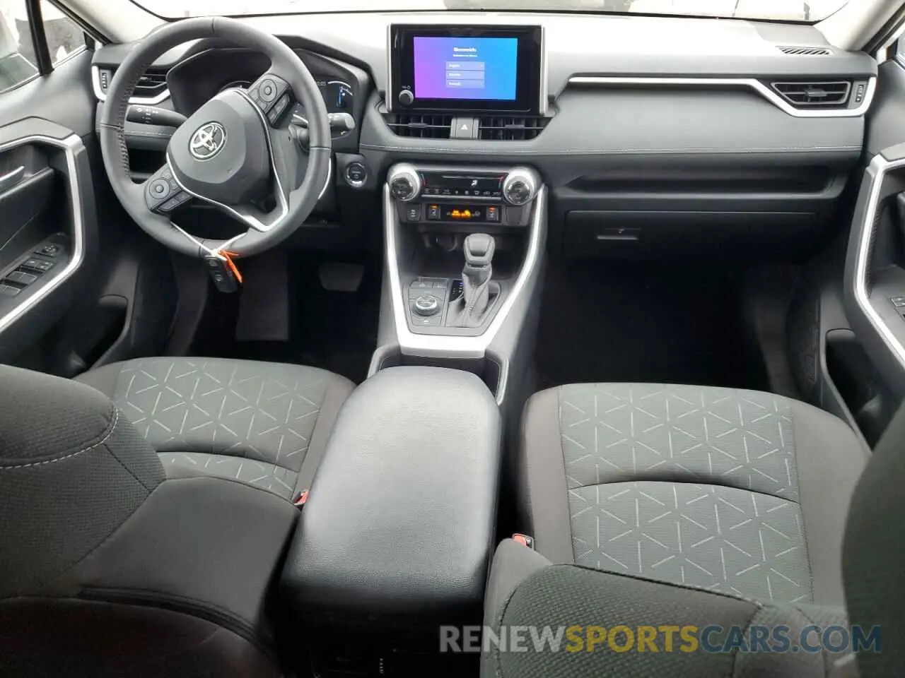 8 Фотография поврежденного автомобиля 4T3RWRFV0RU130883 TOYOTA RAV4 2024