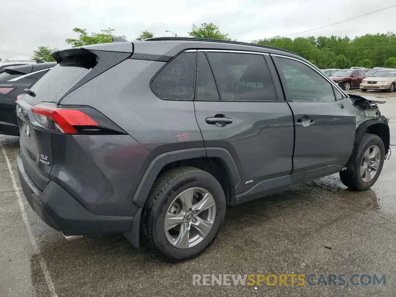 3 Photograph of a damaged car 4T3RWRFV3RU137567 TOYOTA RAV4 2024