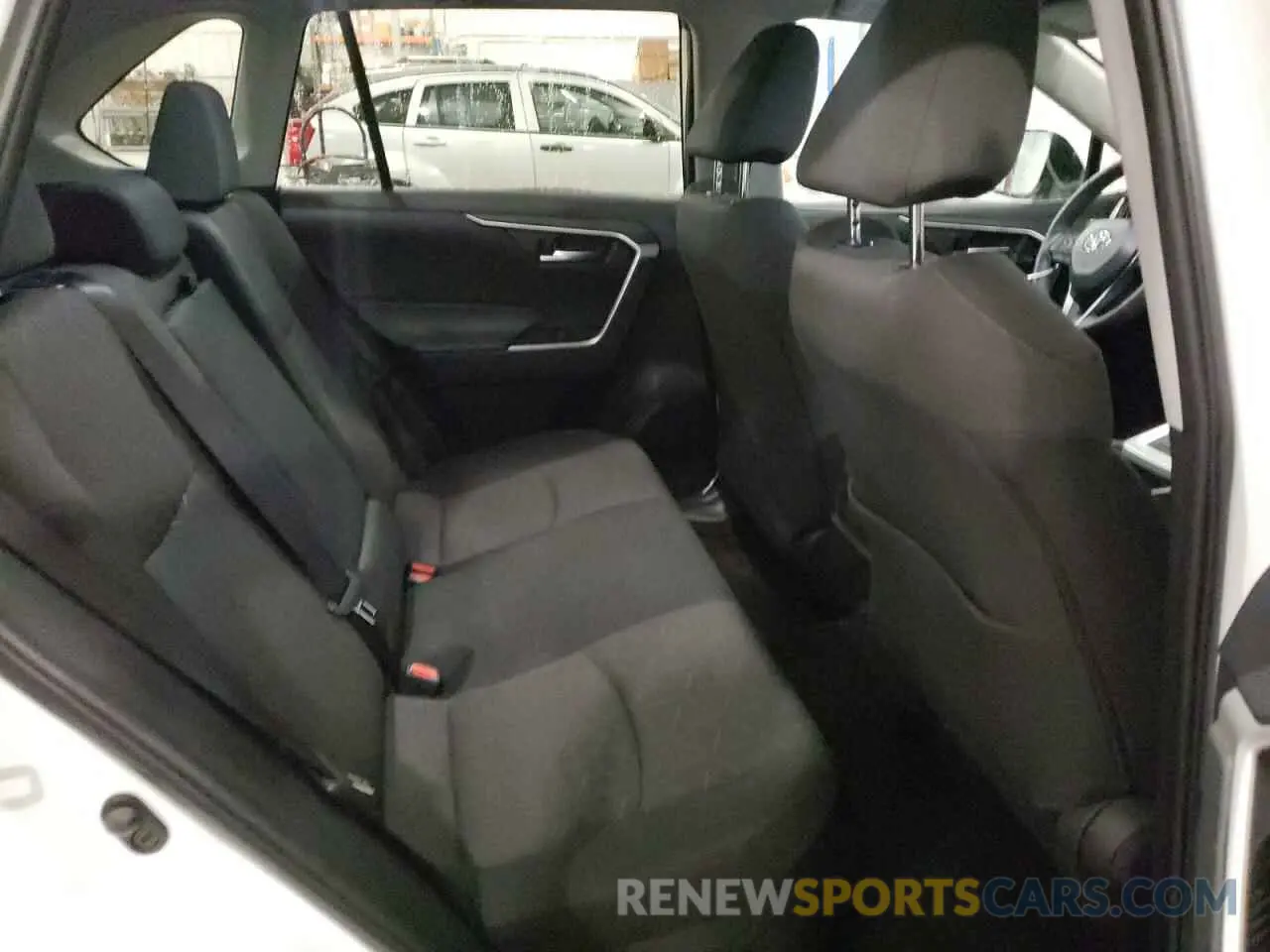 11 Photograph of a damaged car 4T3RWRFV4RU124147 TOYOTA RAV4 2024