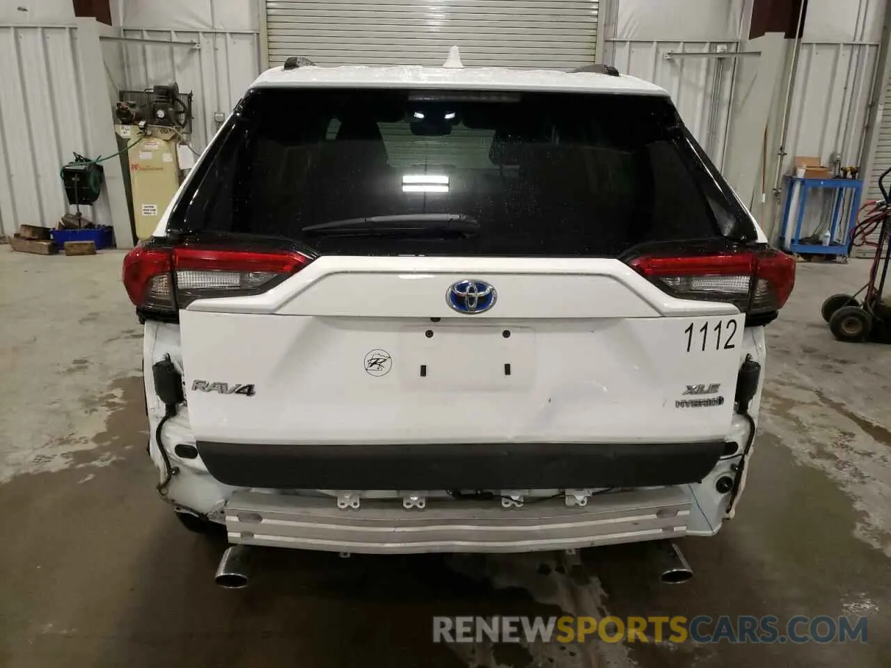 6 Photograph of a damaged car 4T3RWRFV4RU124147 TOYOTA RAV4 2024