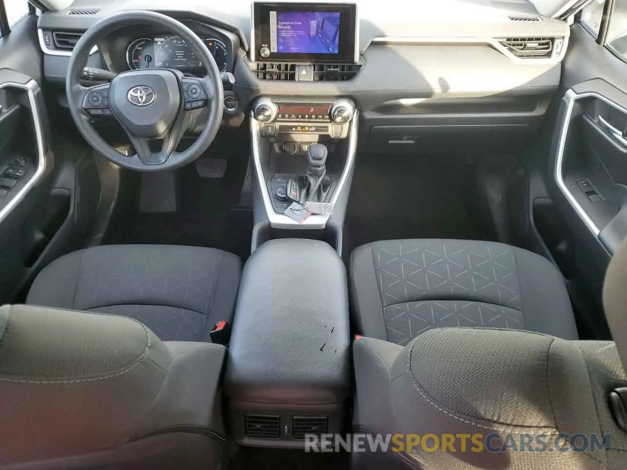 8 Фотография поврежденного автомобиля 4T3RWRFV4RU126898 TOYOTA RAV4 2024
