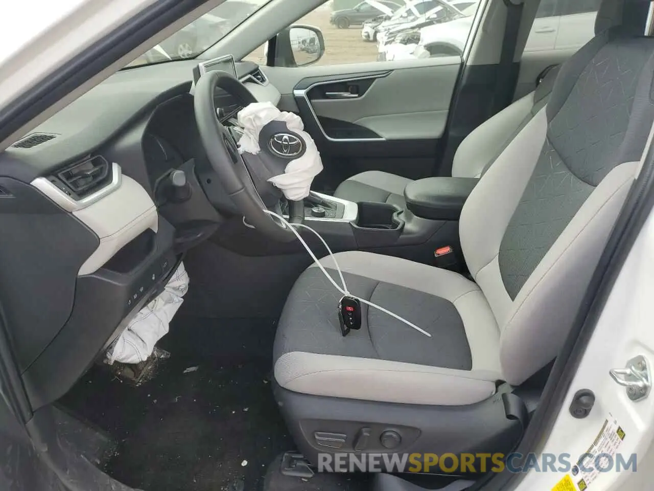 7 Фотография поврежденного автомобиля 4T3RWRFV5RU111004 TOYOTA RAV4 2024