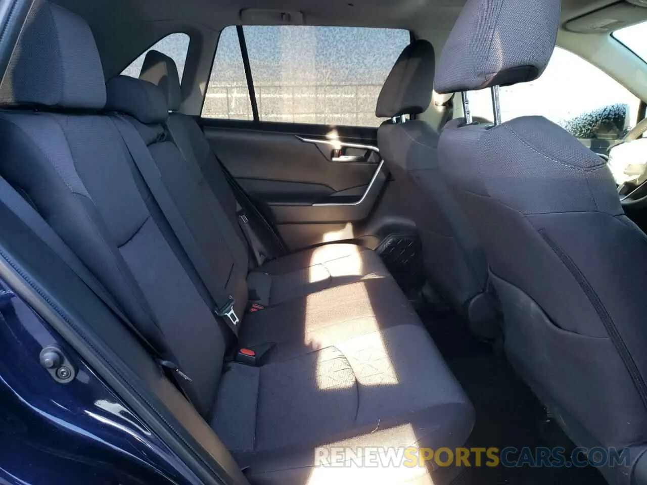 11 Photograph of a damaged car 4T3RWRFV6RU133237 TOYOTA RAV4 2024