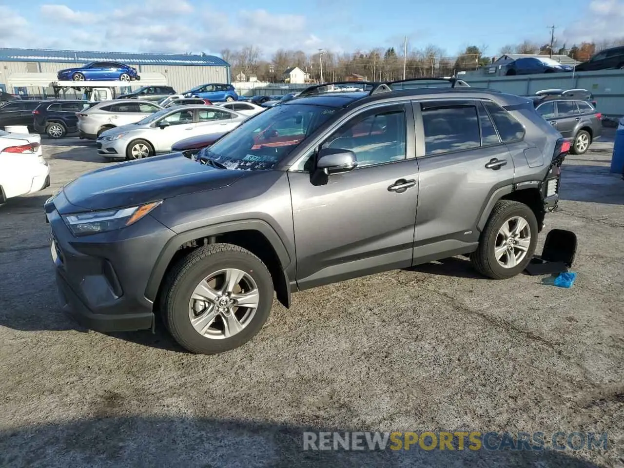 1 Photograph of a damaged car 4T3RWRFV6RU137014 TOYOTA RAV4 2024
