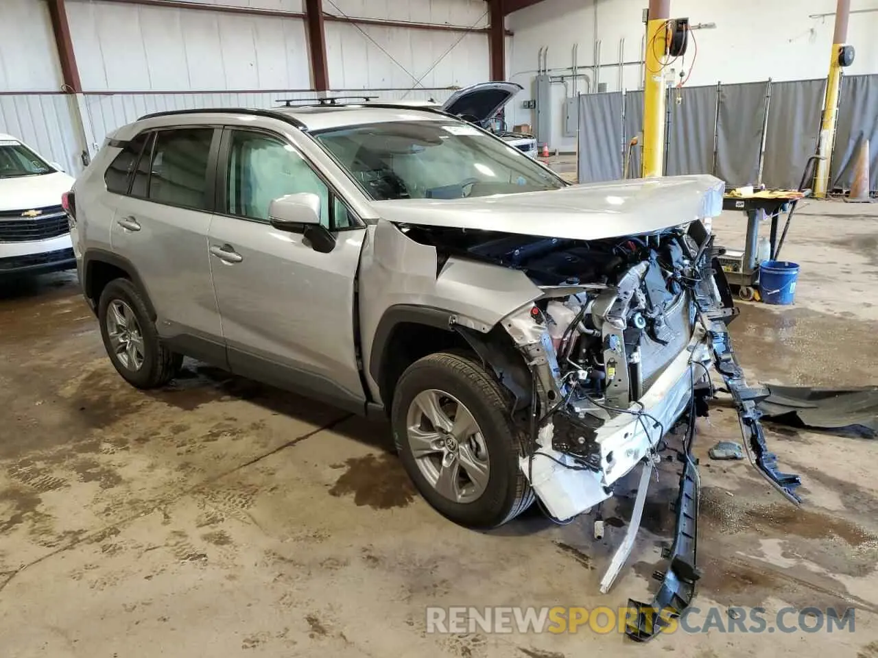 4 Фотография поврежденного автомобиля 4T3RWRFV8RU157670 TOYOTA RAV4 2024