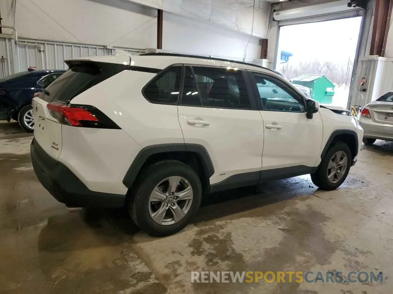 3 Фотография поврежденного автомобиля 4T3RWRFVXRU160912 TOYOTA RAV4 2024