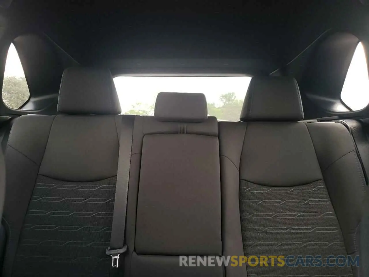 10 Фотография поврежденного автомобиля 4T3T6RFV5RU170060 TOYOTA RAV4 2024