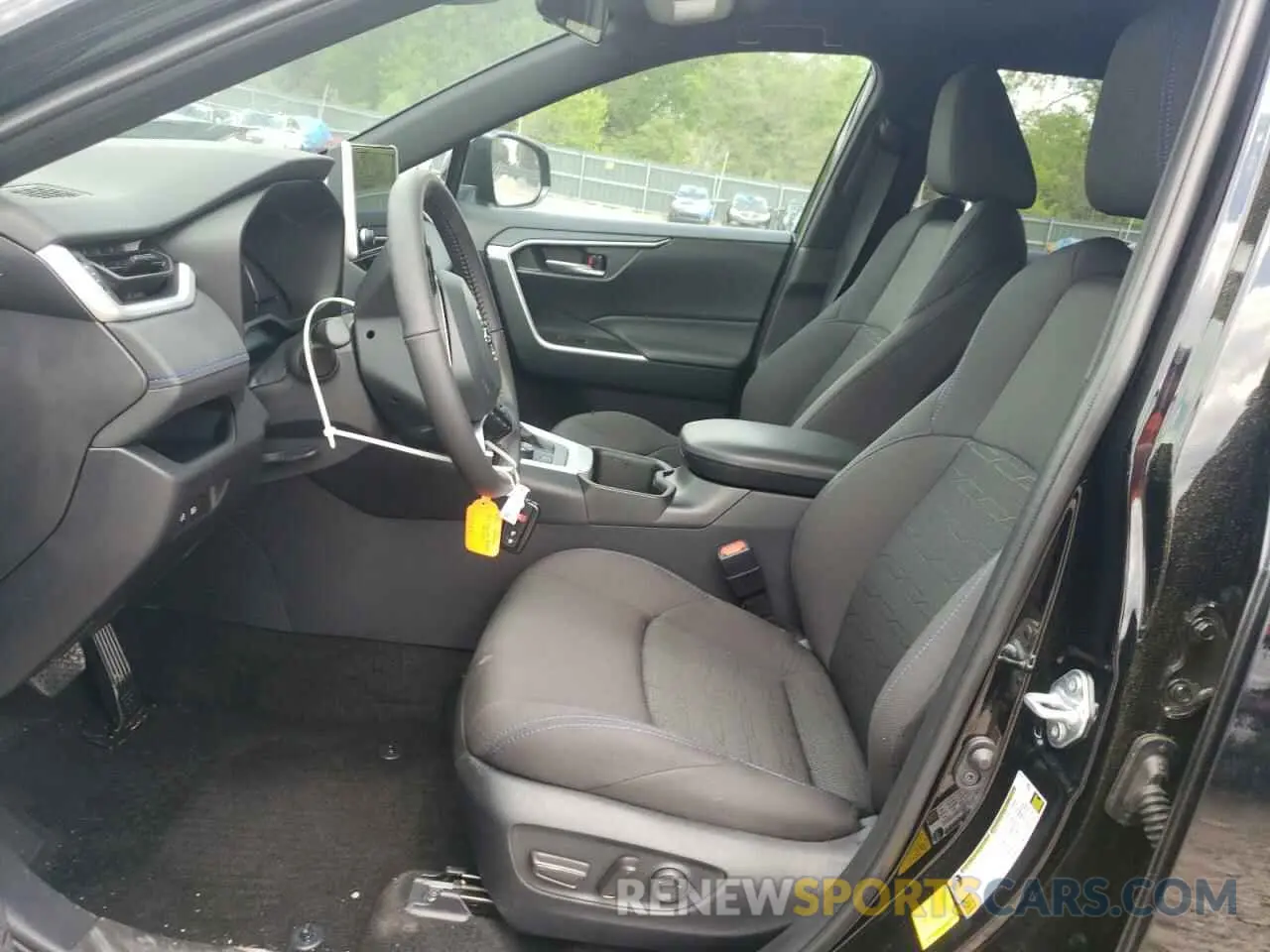 7 Фотография поврежденного автомобиля 4T3T6RFV5RU170060 TOYOTA RAV4 2024