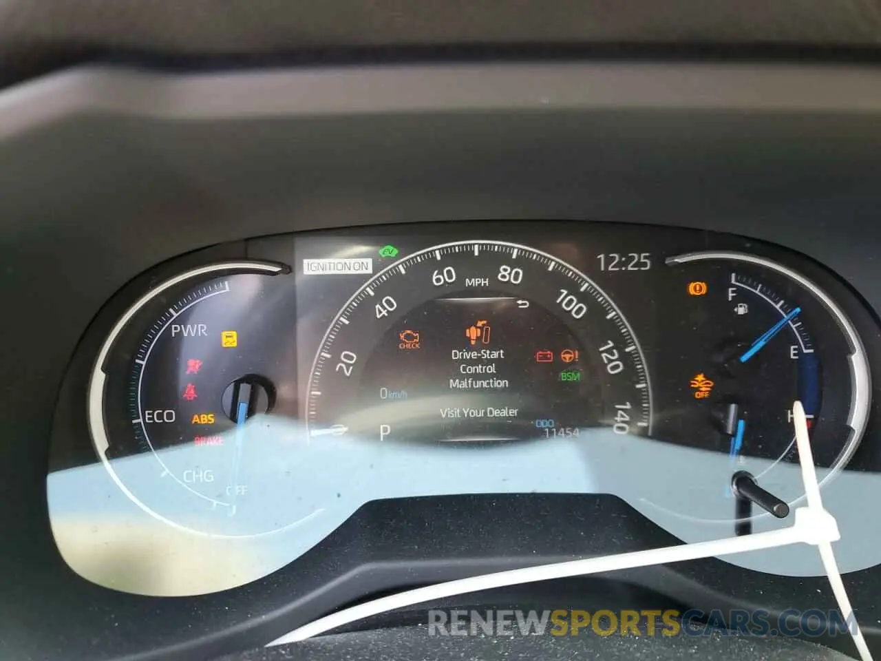 9 Фотография поврежденного автомобиля JTMB6RFV5RD127315 TOYOTA RAV4 2024