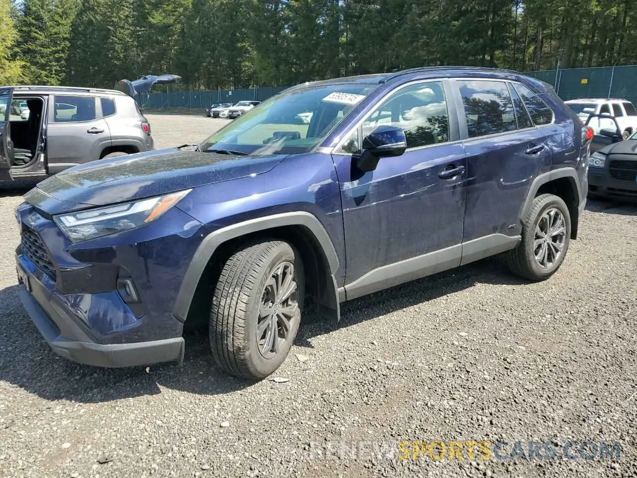 1 Фотография поврежденного автомобиля JTMB6RFV7RD129471 TOYOTA RAV4 2024