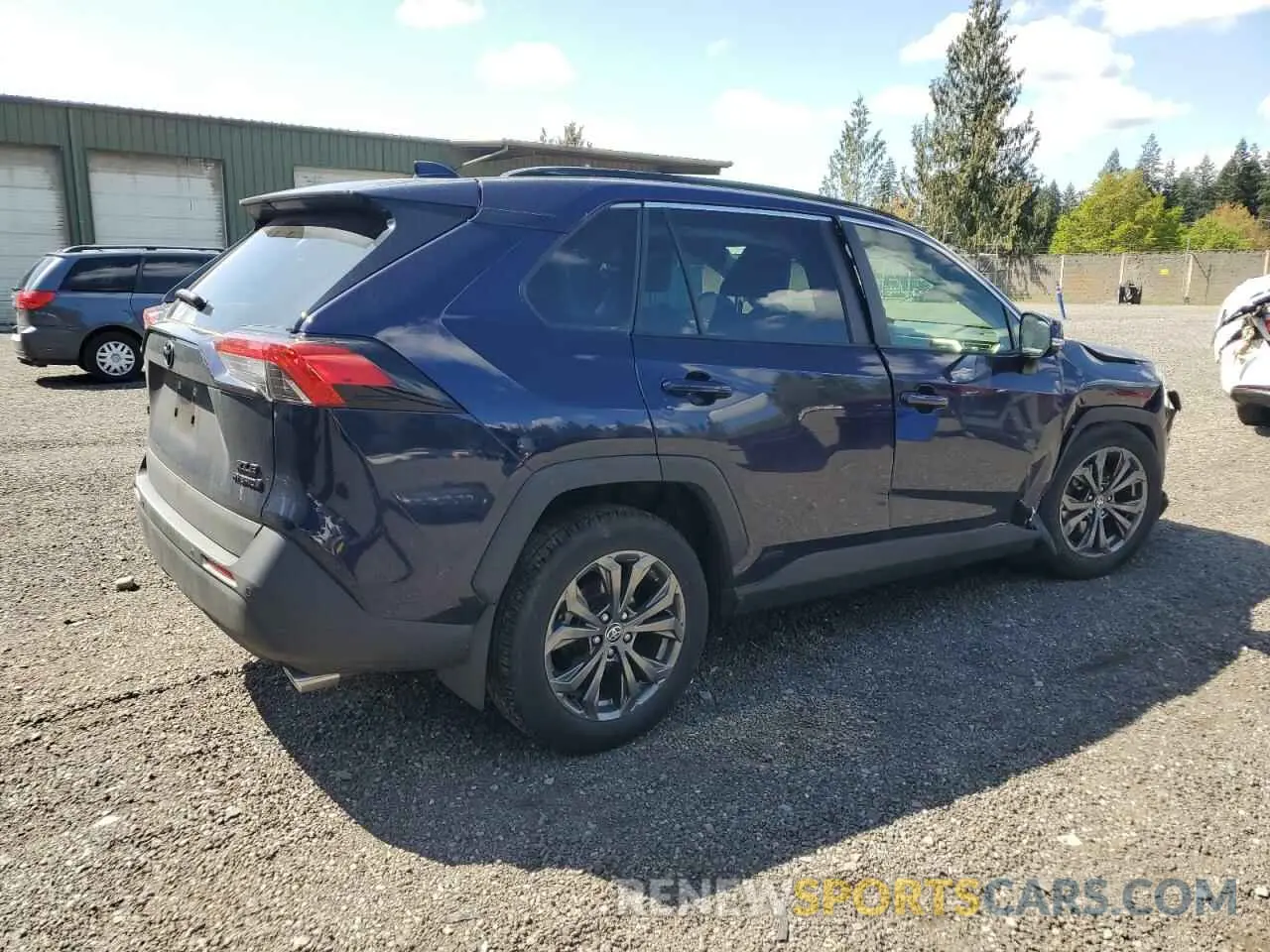 3 Фотография поврежденного автомобиля JTMB6RFV7RD129471 TOYOTA RAV4 2024