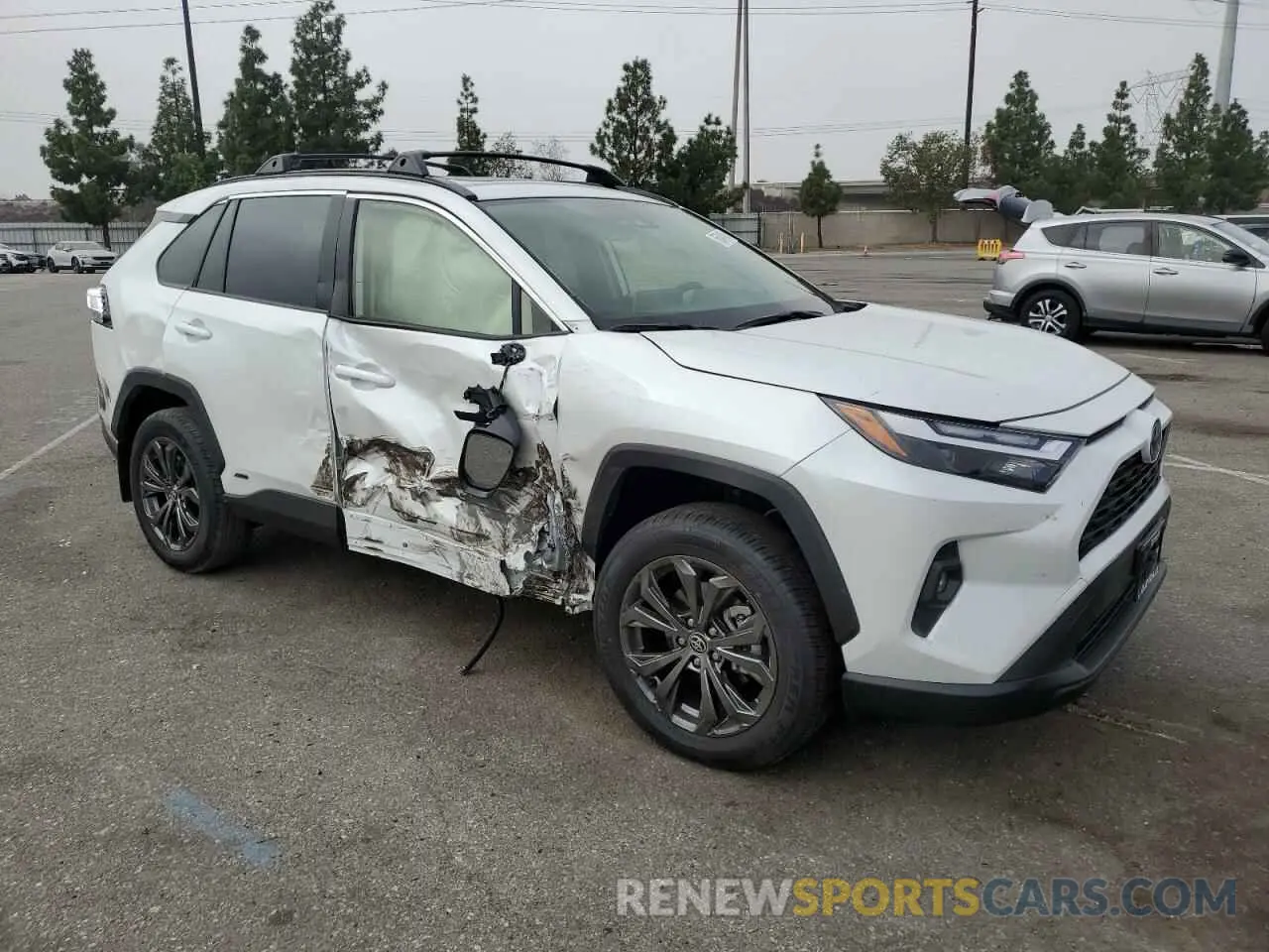 4 Photograph of a damaged car JTMB6RFV8RD147266 TOYOTA RAV4 2024