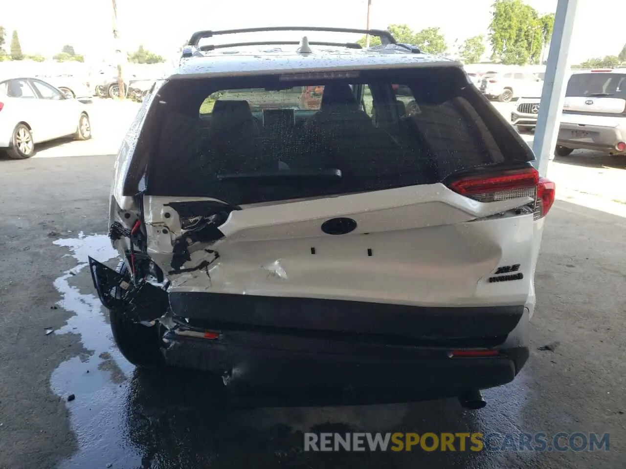 6 Photograph of a damaged car JTMB6RFV8RJ052014 TOYOTA RAV4 2024