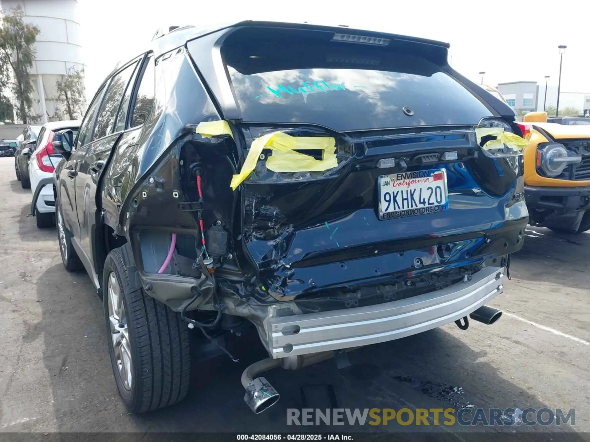 6 Photograph of a damaged car JTMC1RFV0RJ027160 TOYOTA RAV4 2024