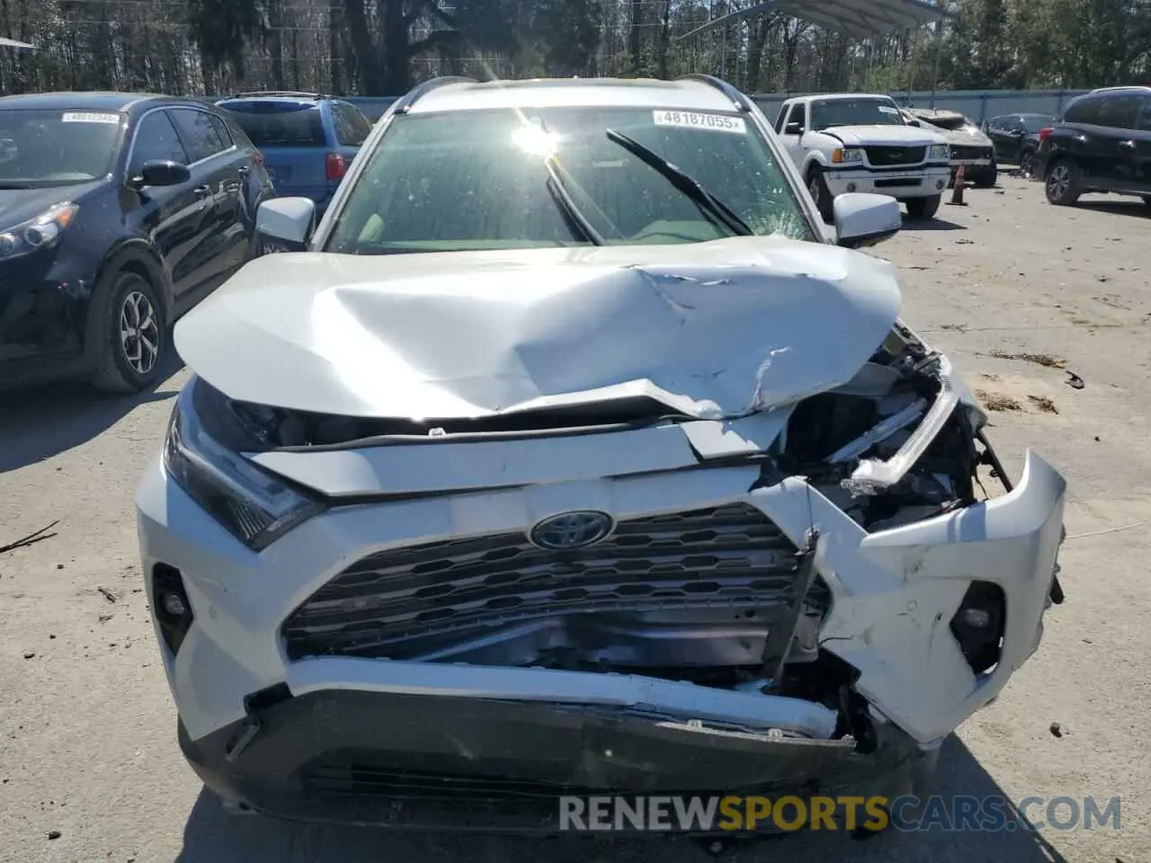 5 Photograph of a damaged car JTMD6RFV1RJ060559 TOYOTA RAV4 2024