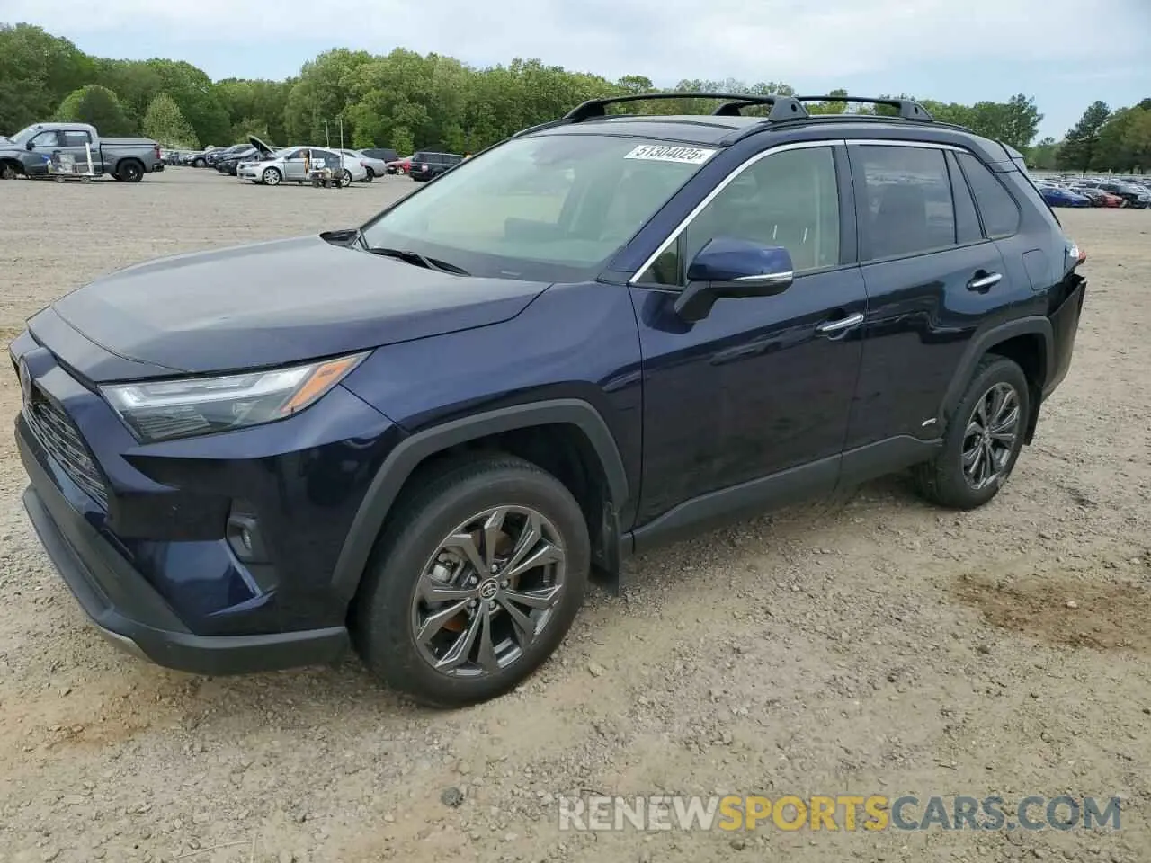 1 Фотография поврежденного автомобиля JTMD6RFV3RD126446 TOYOTA RAV4 2024