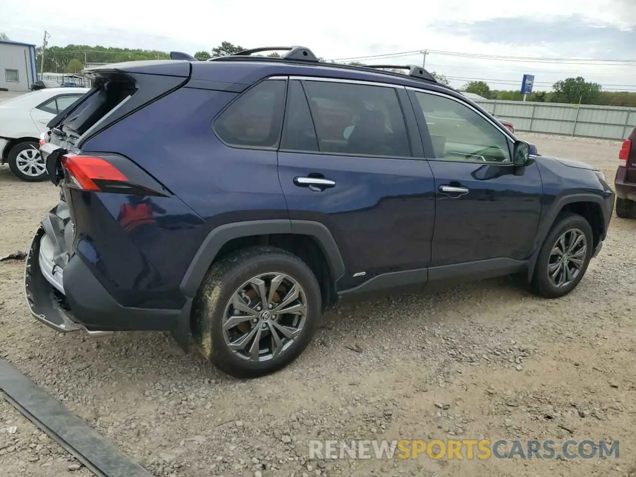 3 Фотография поврежденного автомобиля JTMD6RFV3RD126446 TOYOTA RAV4 2024