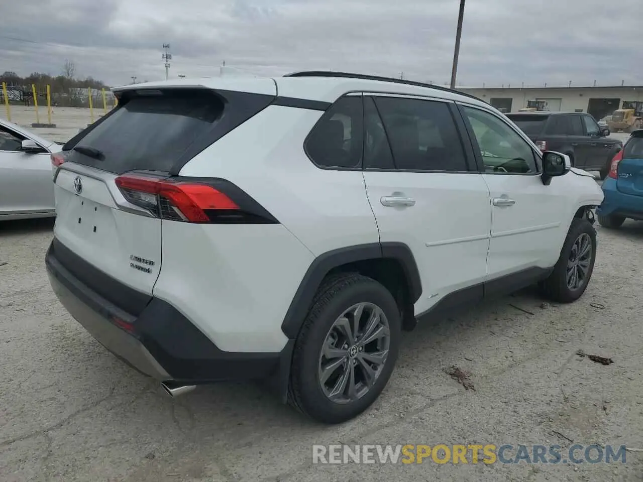 3 Photograph of a damaged car JTMD6RFV8RJ046593 TOYOTA RAV4 2024