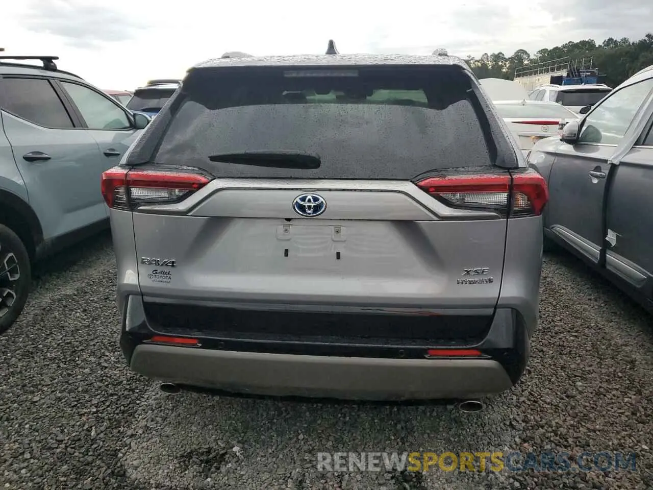 6 Photograph of a damaged car JTME6RFV4RD559889 TOYOTA RAV4 2024