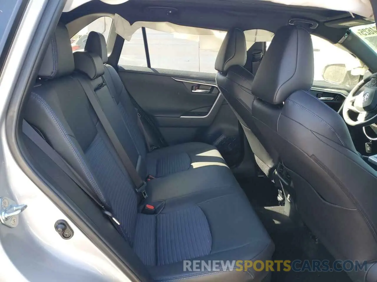 11 Photograph of a damaged car JTME6RFV6RD562390 TOYOTA RAV4 2024