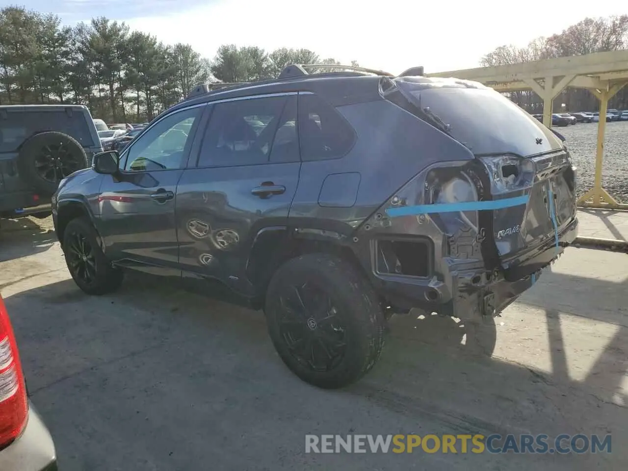 2 Фотография поврежденного автомобиля JTME6RFV8RD558678 TOYOTA RAV4 2024
