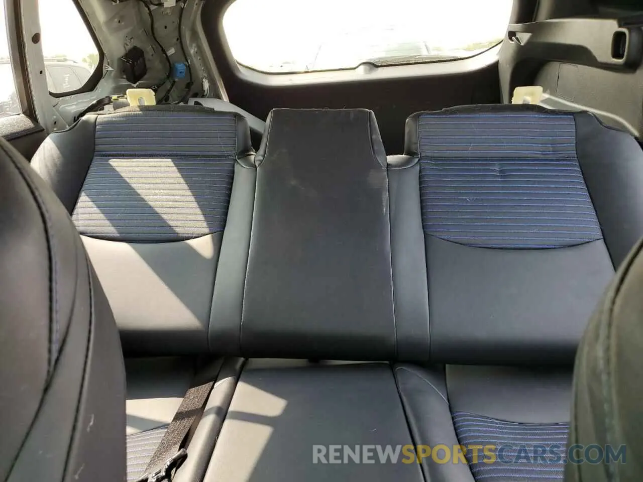 10 Фотография поврежденного автомобиля JTME6RFVXRJ042954 TOYOTA RAV4 2024