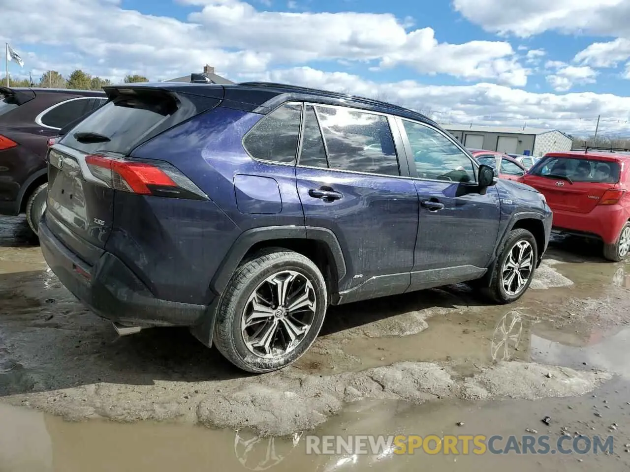 3 Фотография поврежденного автомобиля JTMEB3FV6RD183799 TOYOTA RAV4 2024