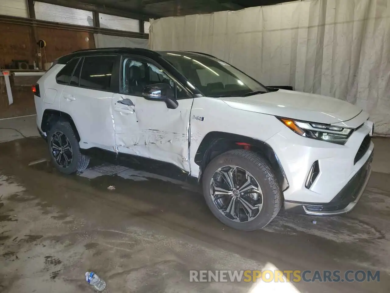 4 Фотография поврежденного автомобиля JTMEB3FV7RD212694 TOYOTA RAV4 2024