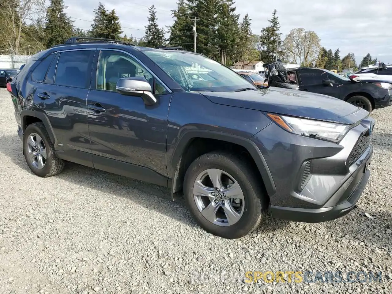 4 Фотография поврежденного автомобиля JTMRWRFV2RD227158 TOYOTA RAV4 2024