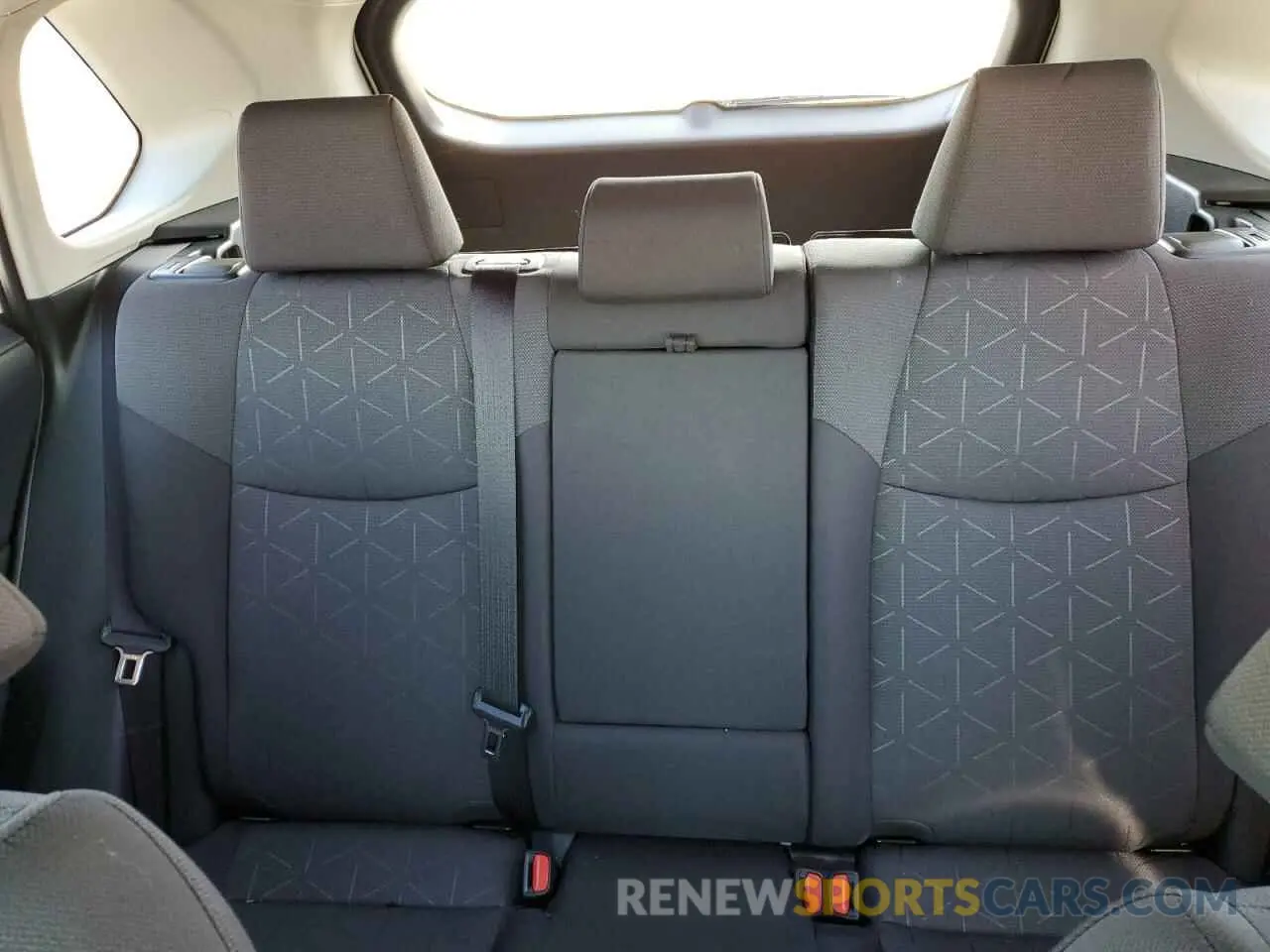 10 Фотография поврежденного автомобиля JTMRWRFV6RD232699 TOYOTA RAV4 2024