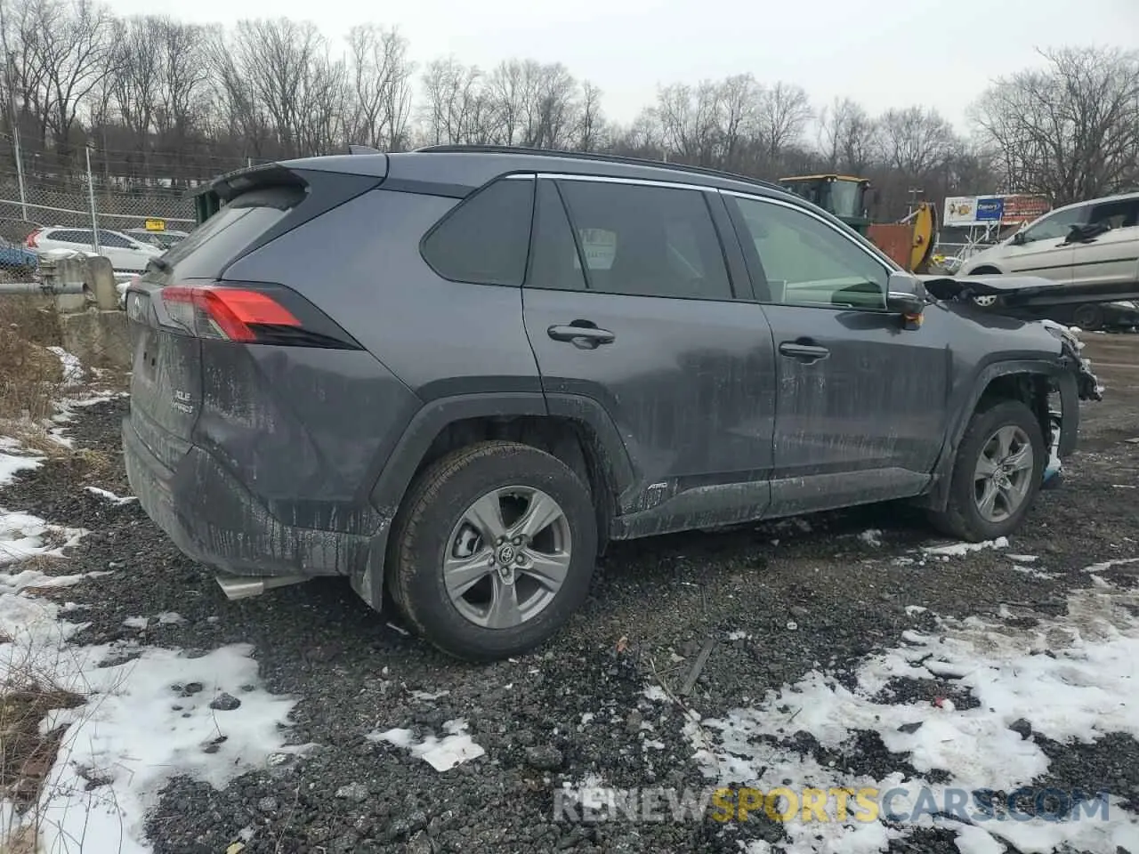 3 Фотография поврежденного автомобиля JTMRWRFV7RJ061334 TOYOTA RAV4 2024