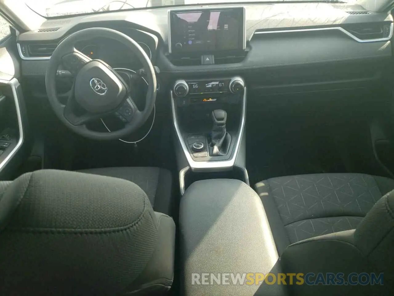 8 Фотография поврежденного автомобиля JTMRWRFV9RD248041 TOYOTA RAV4 2024