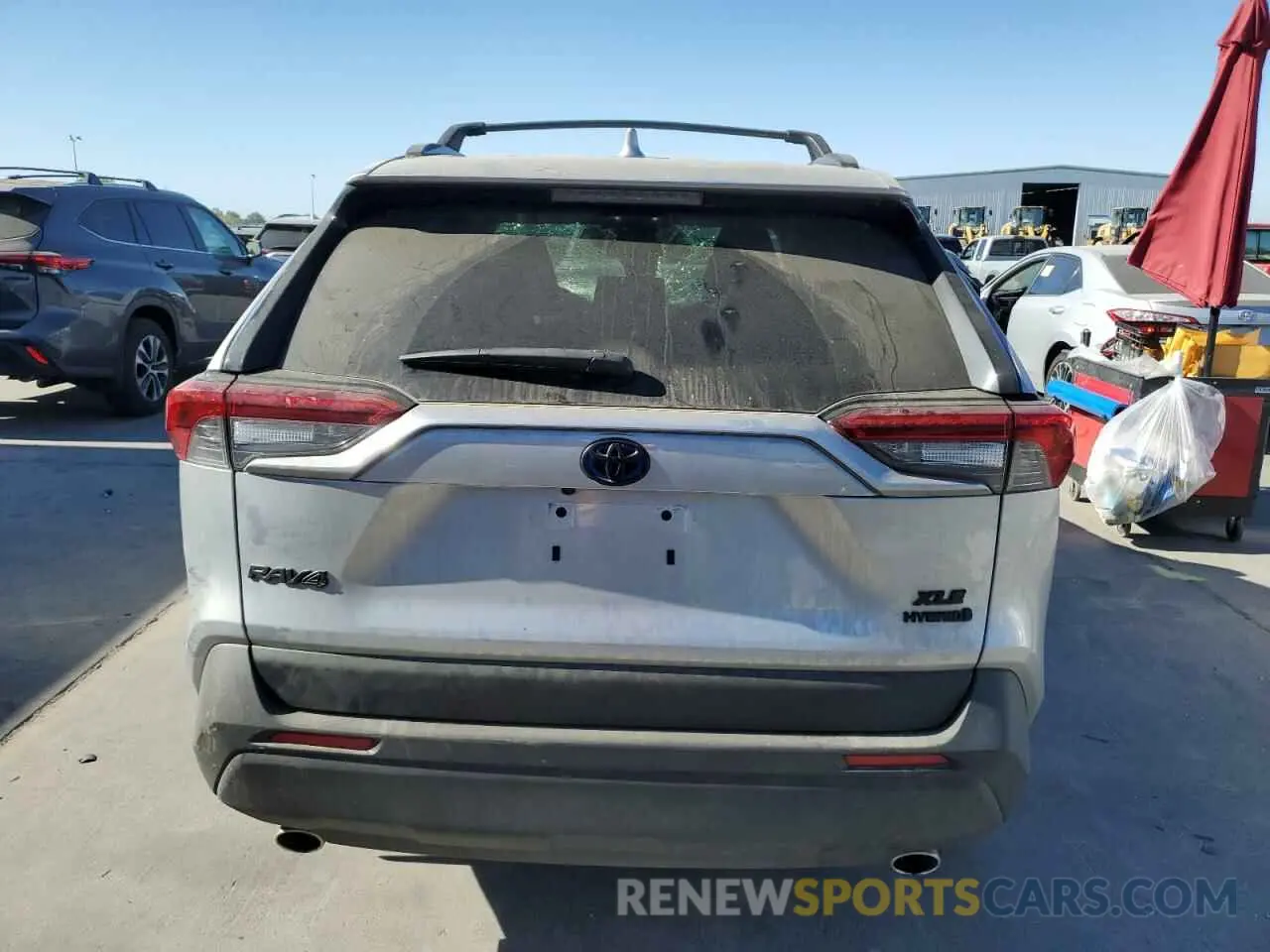 6 Photograph of a damaged car JTMRWRFV9RJ058399 TOYOTA RAV4 2024