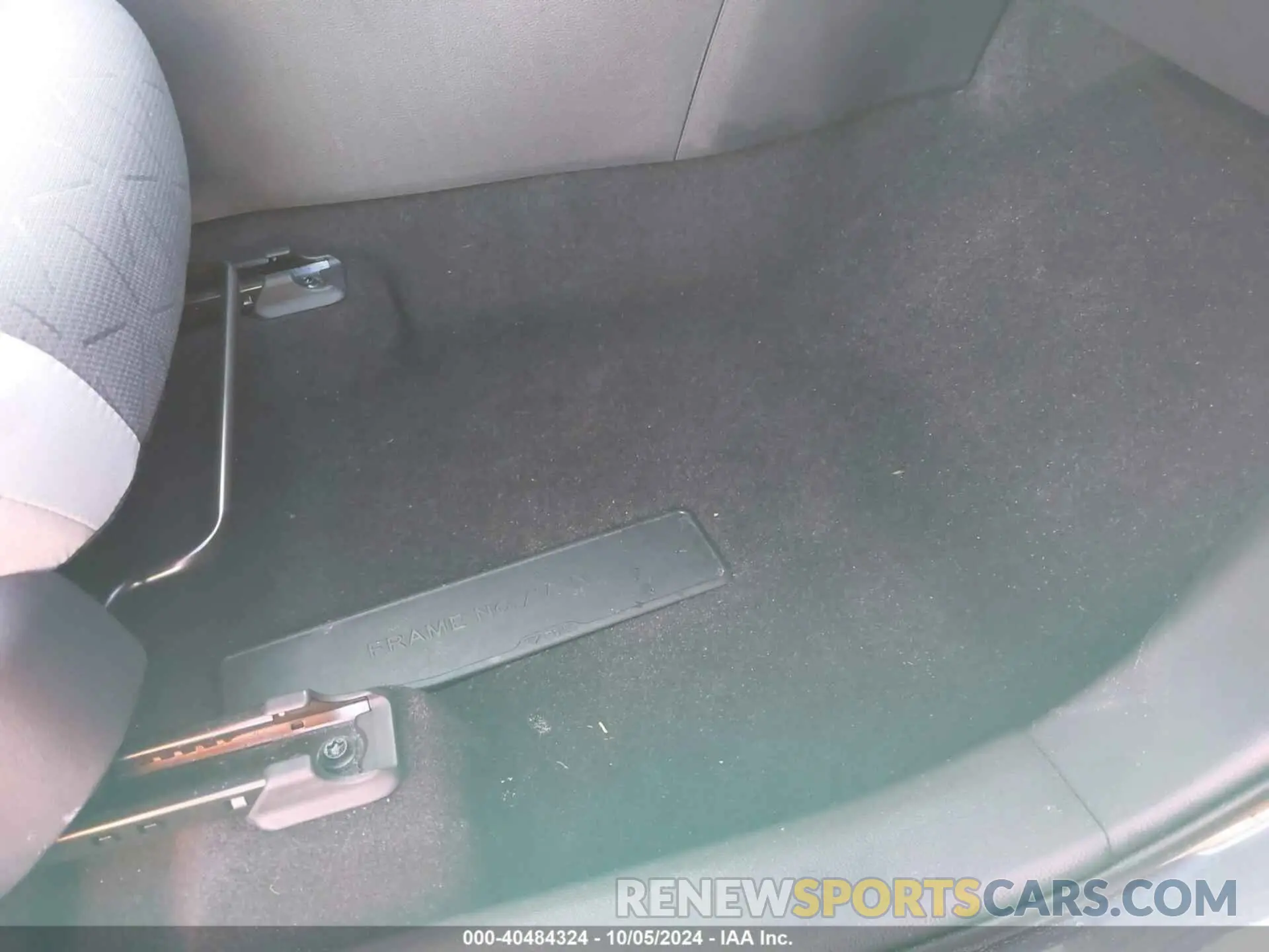 6 Фотография поврежденного автомобиля JTMRWRFV9RJ059861 TOYOTA RAV4 2024