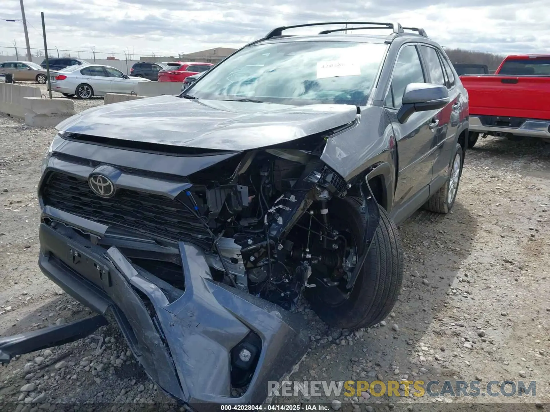 6 Photograph of a damaged car 2T3A1RFV2SC494497 TOYOTA RAV4 2025