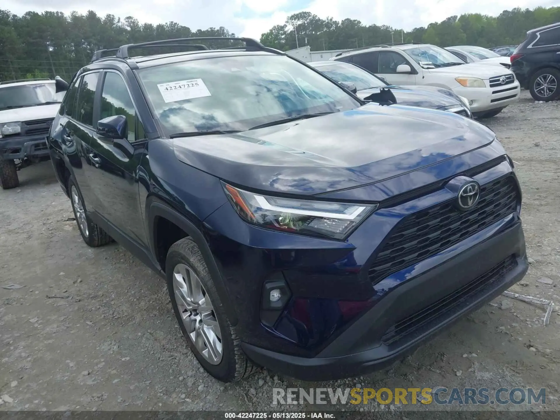 1 Фотография поврежденного автомобиля 2T3A1RFV7SW514631 TOYOTA RAV4 2025