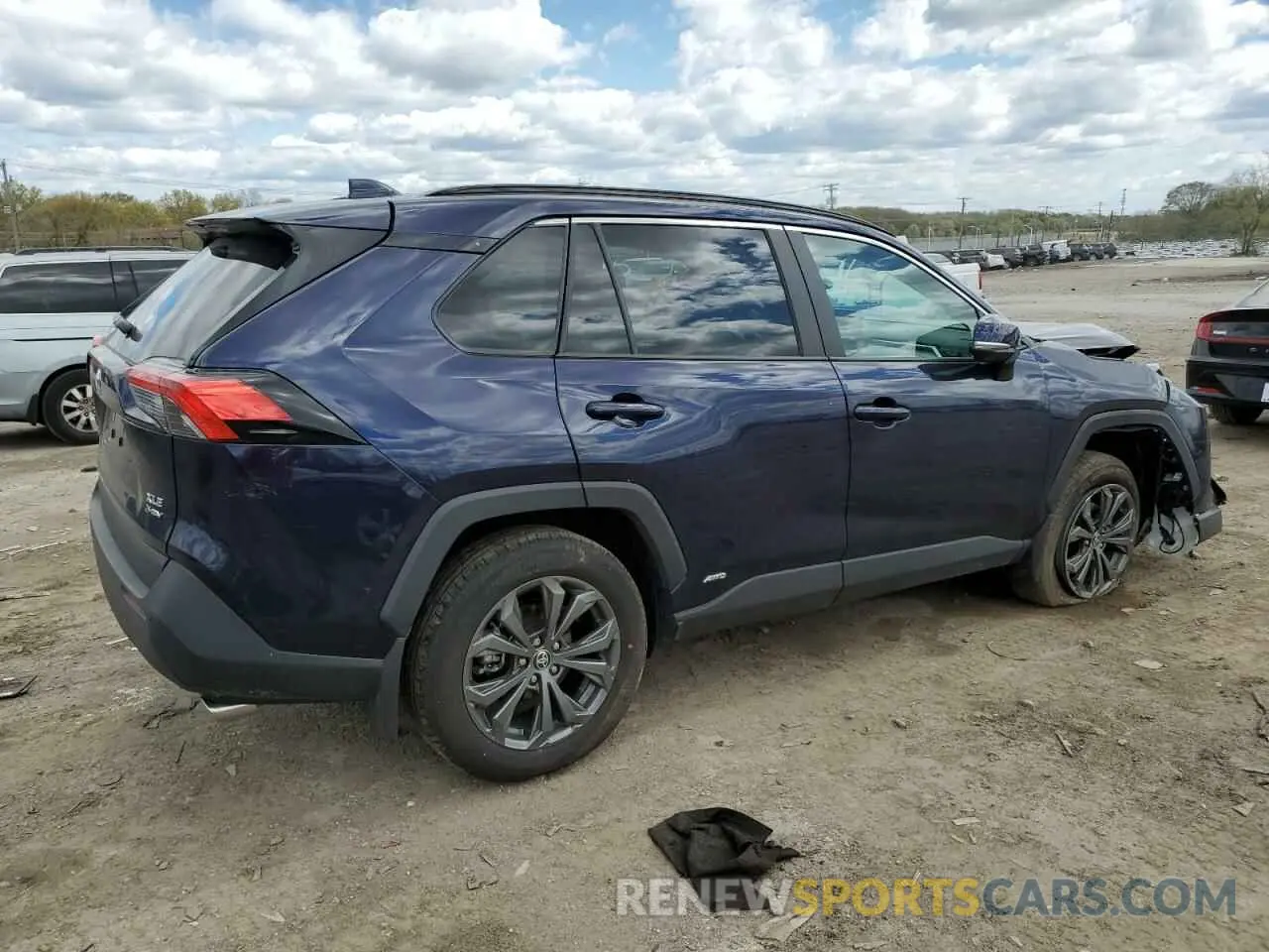 3 Фотография поврежденного автомобиля 2T3B6RFV1SW087405 TOYOTA RAV4 2025