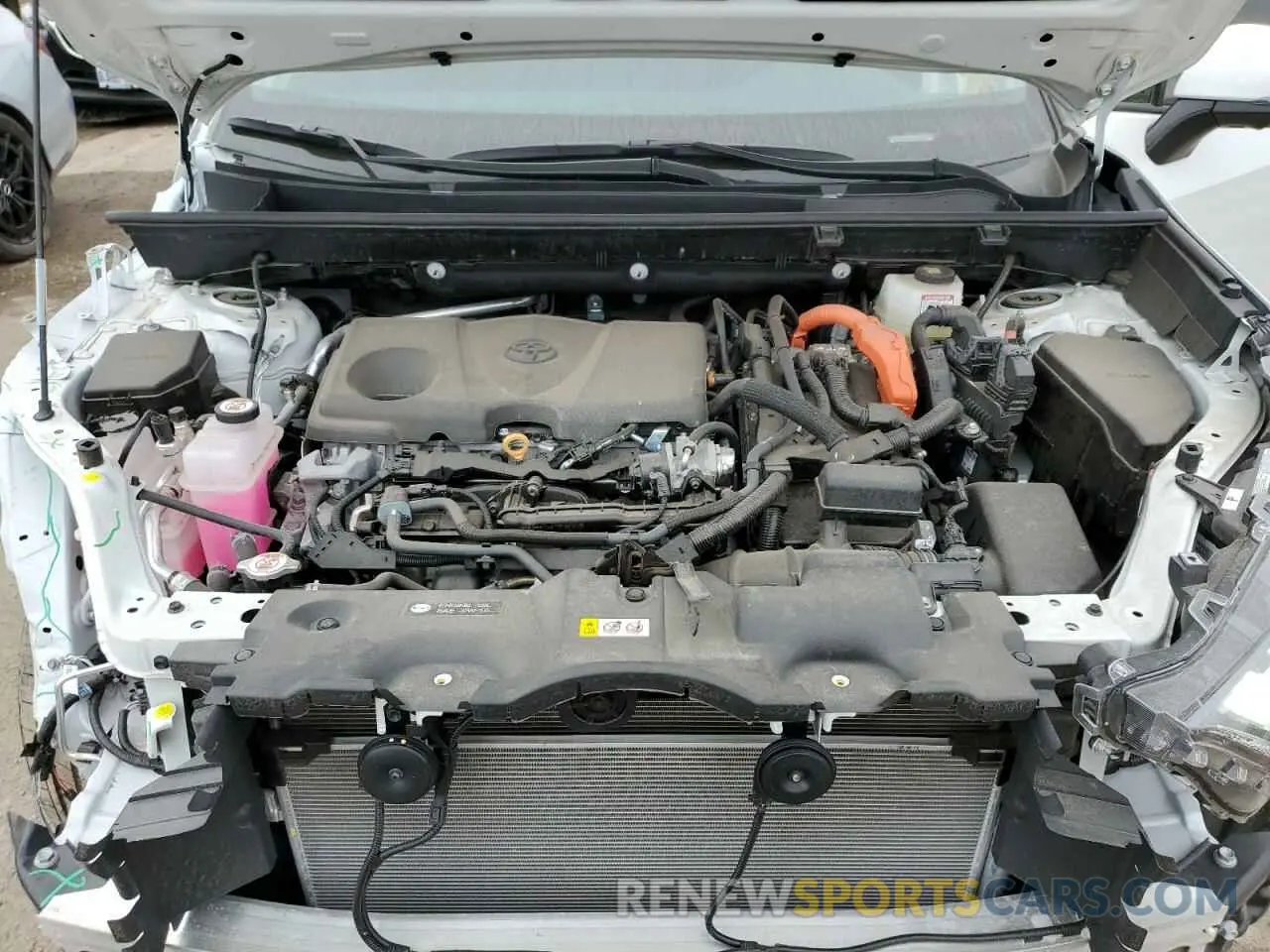 12 Фотография поврежденного автомобиля 2T3DWRFV3SW257059 TOYOTA RAV4 2025