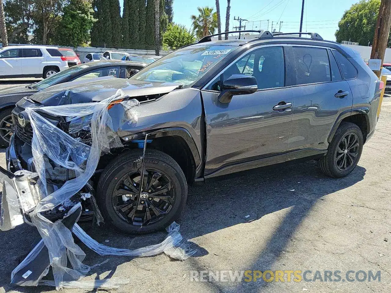 1 Photograph of a damaged car 2T3E6RFV6SW088224 TOYOTA RAV4 2025