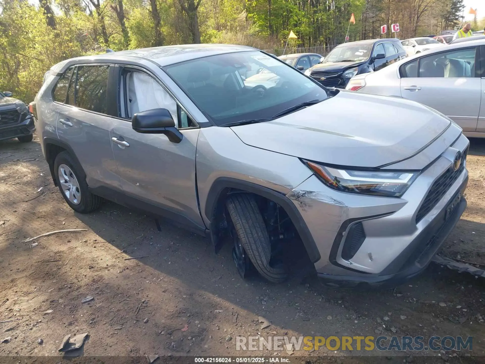 1 Photograph of a damaged car 2T3F1RFV6SW500323 TOYOTA RAV4 2025