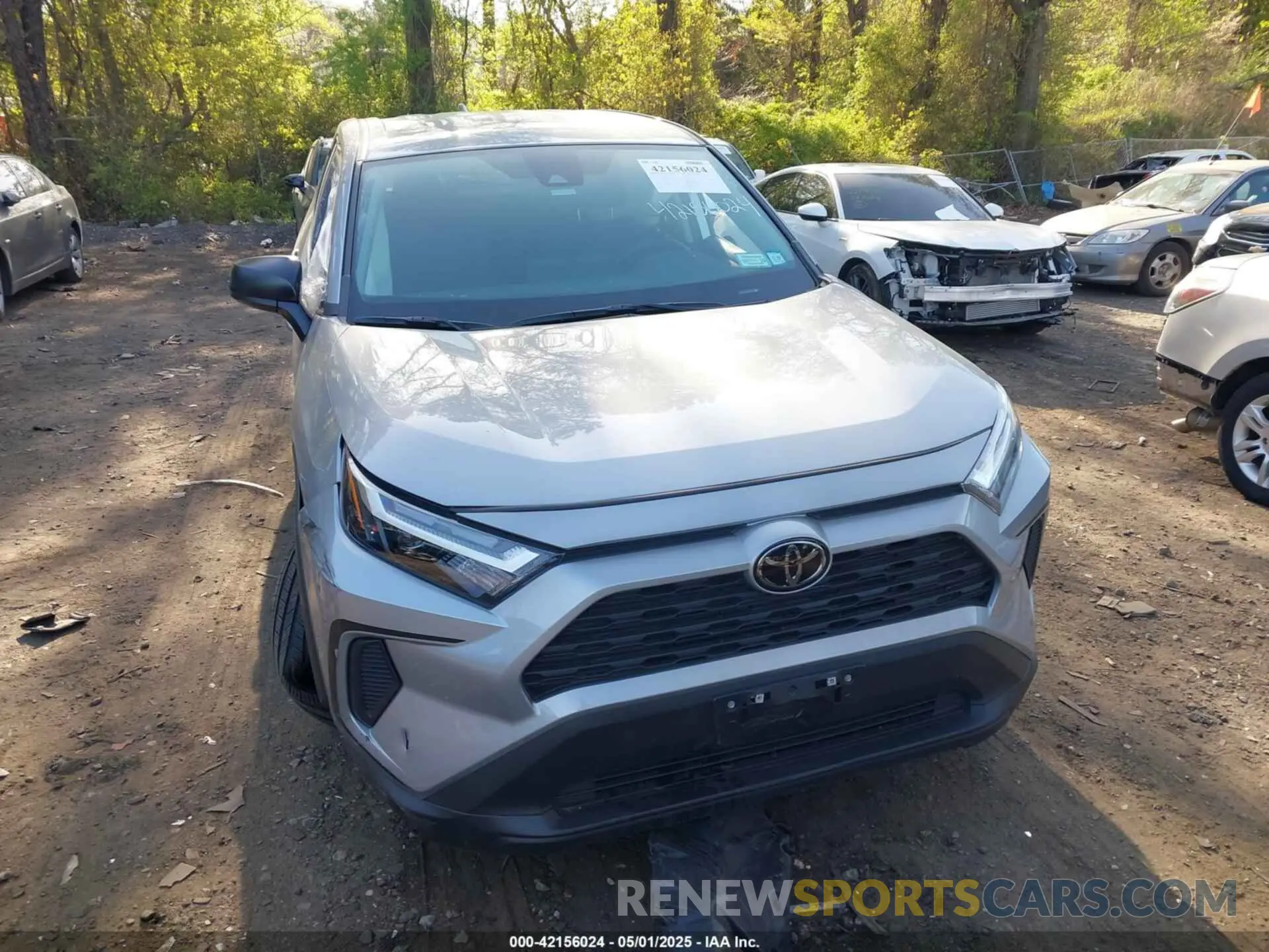 12 Photograph of a damaged car 2T3F1RFV6SW500323 TOYOTA RAV4 2025
