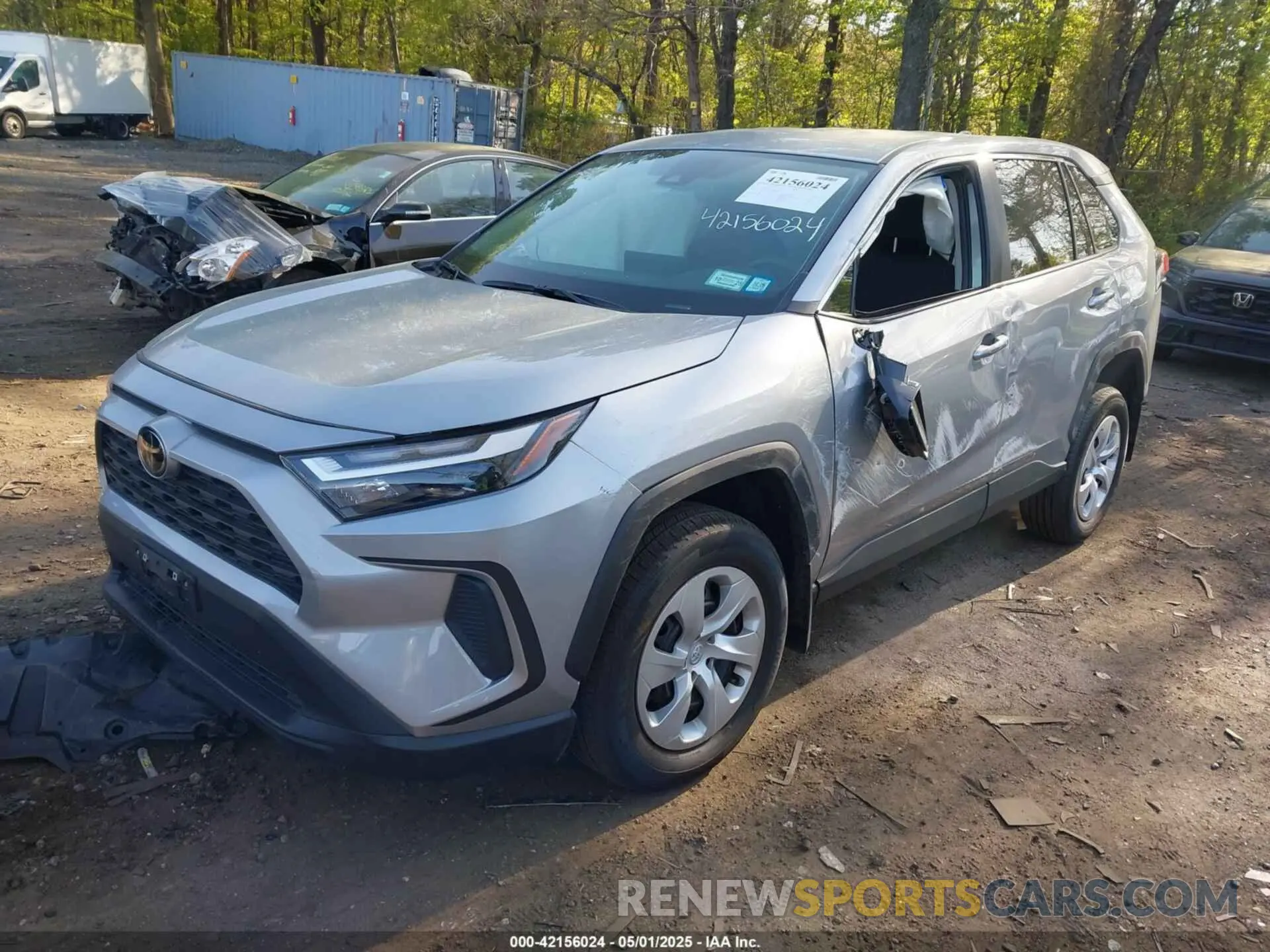 2 Photograph of a damaged car 2T3F1RFV6SW500323 TOYOTA RAV4 2025